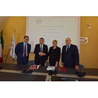 The ICE signs a protocol with the Italians at Julius Caesar's house